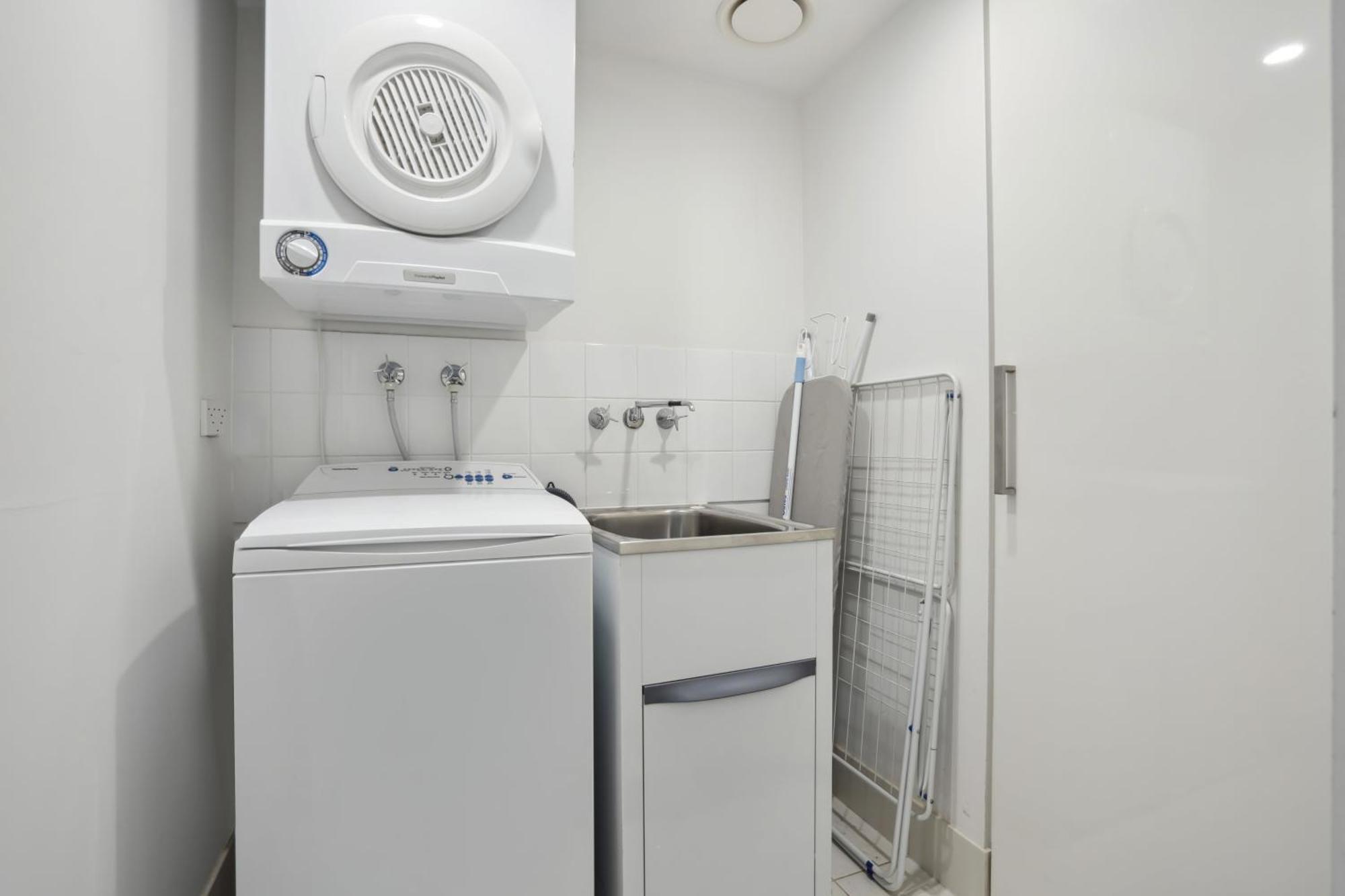 Apartment H Residences - Qstay Gold Coast